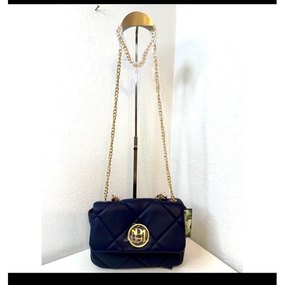 BADGLEY MISCHKA Top Handle Handbag Navy Blue Quilted with Letter Lock NWT - Picture 3 of 3